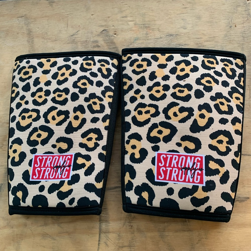 Leopard Knee Sleeves